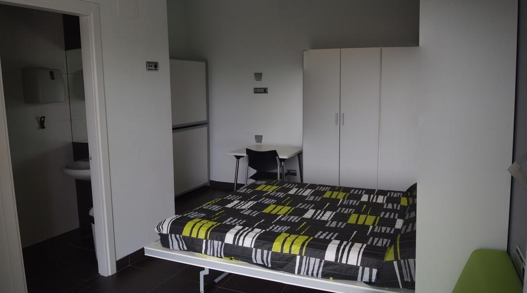 Albergue/Auberge ULIA Youth Hostel San Sebastián Zimmer foto